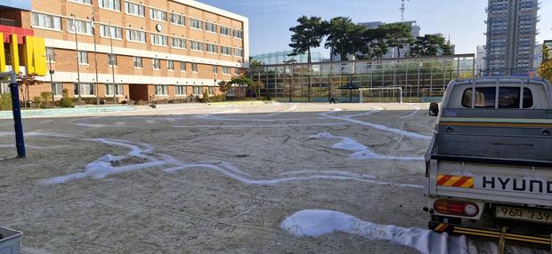 학교 운동장 모래보충, 전국산업안전으로 걱정 끝!