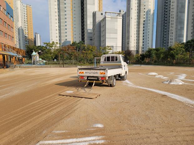 다도면초등학교 운동장 관리 전문가로  worries 해결:  안전, 유지보수, 최신 ...
