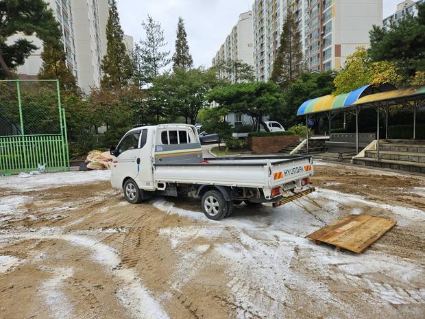 옥룡면초등학교 운동장, 안전하게 유지보수! 전문 시공으로 건강한 교육 환경 조성