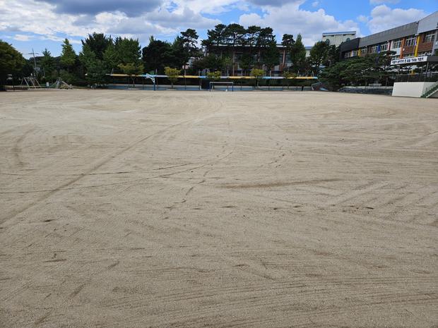 가사 문학면 고등학교 운동장 소금살포: 전문적인 안전과 신뢰를 위한 최상의 선택!