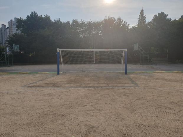 학교 운동장 안전관리, 전국산업안전으로 신뢰를 더하세요! 관련 이미지