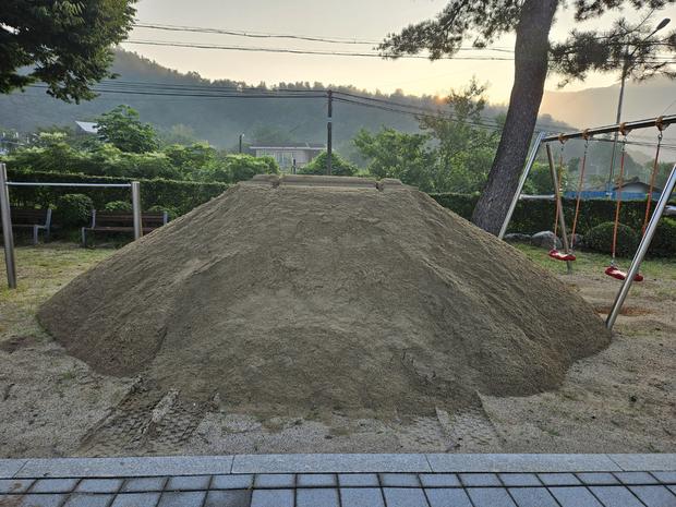 오곡면고등학교 운동장 관리, 전국산업안전으로 안정적인 쾌적한 활동 만들어보세요! 관련 이미지
