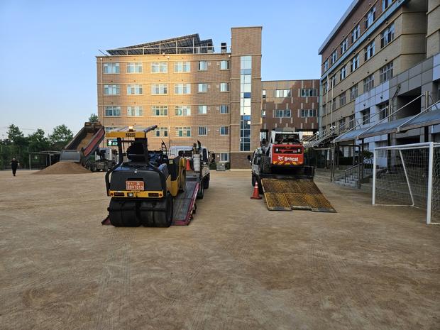 고달면병설유치원 운동장 관리: 전국산업안전, 깨끗하고 안전하게 놀이를!