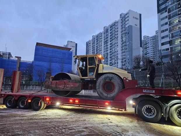 옥과면유치원 운동장 소금살포: 전문 시공으로 안전하고 지속가능한 운동 공간 만들어보세요