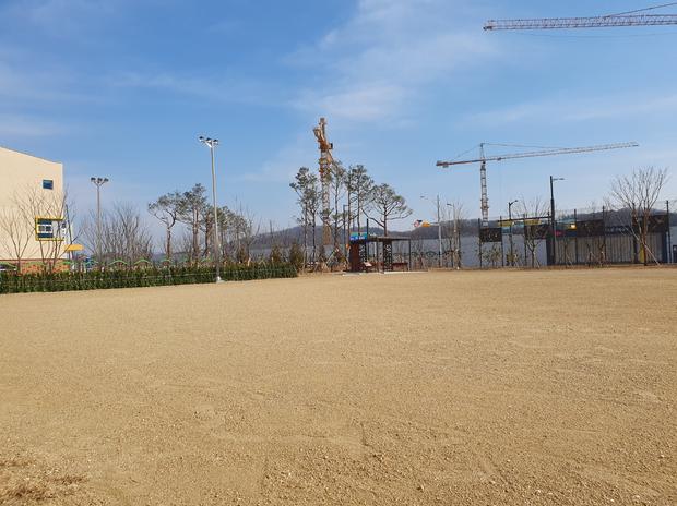 용방면고등학교 운동장 모래보충, 안전하고 건강한 운동 공간 만들기! 관련 이미지