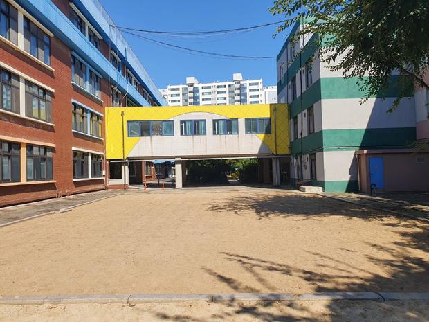 학교 운동장 모래 보충: 전국산업안전으로 더욱 안전하고 신뢰할 만한 공간 만들기