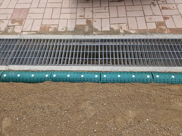 금산고등학교 운동장 잡초 제거, 전문 시공으로 안전하고 지속 가능한 공간 만들어보세요!