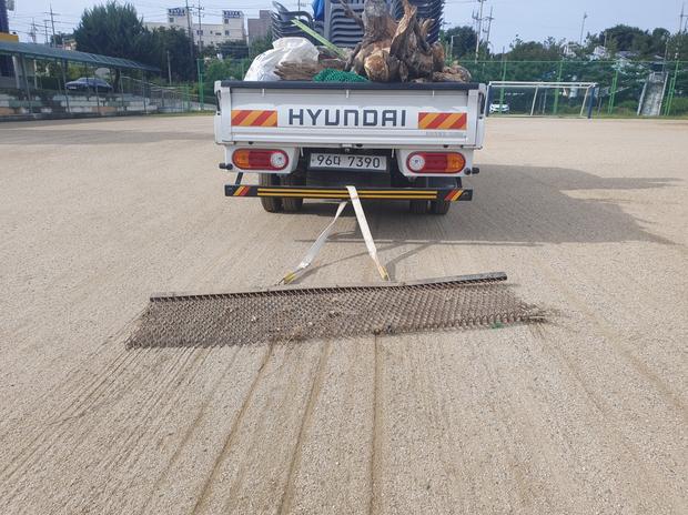 보성군고등학교 운동장 소금살포: 안전과 신뢰를 위한 전문 시공!