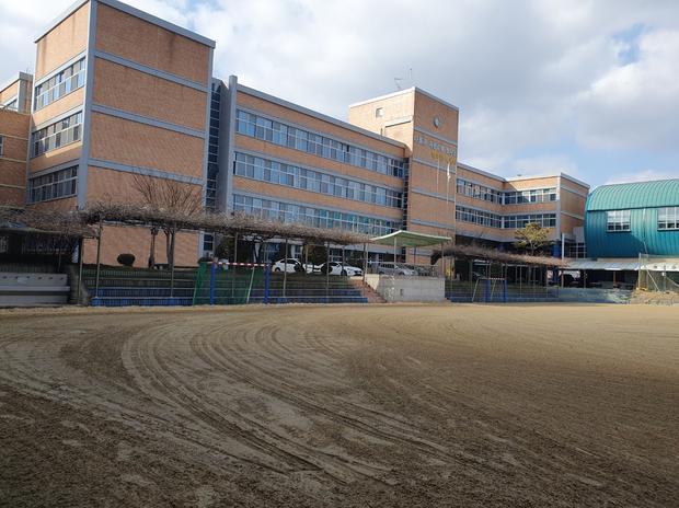 도곡면유치원 운동장 모래보충 전문 업체, 학교 시설관리 안전 지킴이!