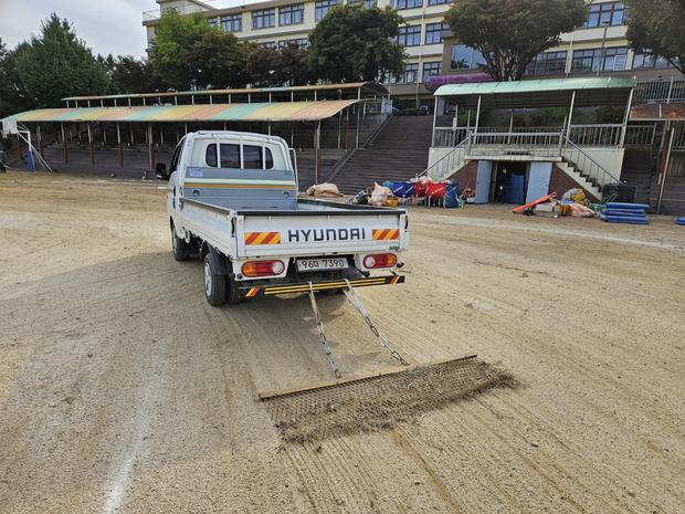 안양면중학교 운동장 모래보충 | 전국산업안전, 믿음직스러운 시공으로 건강한 활력 공간...