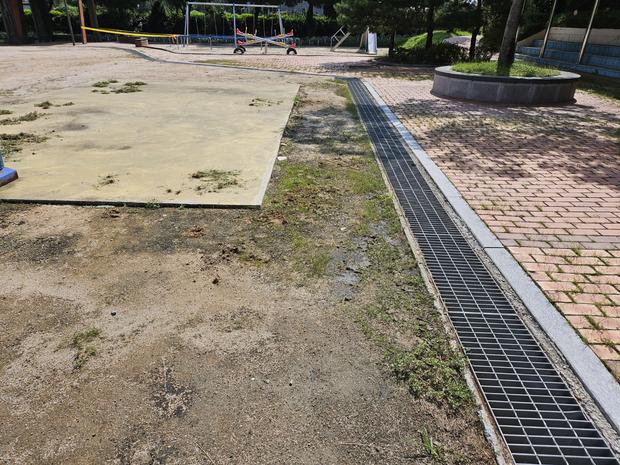 학교 운동장 안전관리, 전국산업안전으로 놀이터를 지켜봐! 관련 이미지