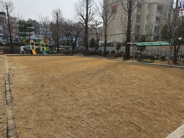 옥천면 어린이집 운동장 안전 유지보수: 전문 시공으로 꿈을 더욱 펼쳐가세요!