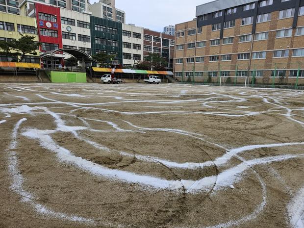 계곡면중학교 운동장 관리, 전문가로부터 안전하고 지속 가능한 유지보수!