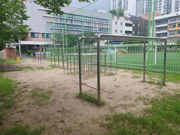 영암읍병설유치원 운동장 유지보수, 전국산업안전으로 튼튼하게 놀이터!
