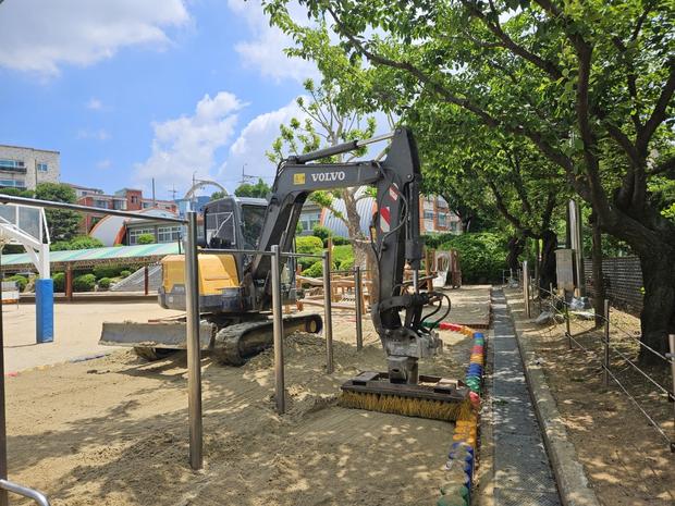 운동장 관리, 안전 100%! 금정면중학교 시공 성공 사례!