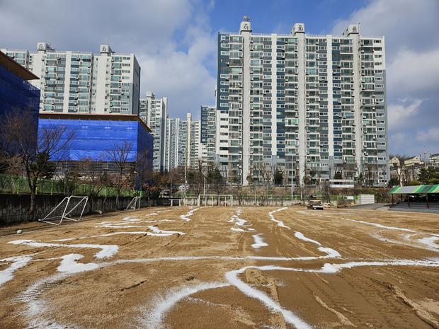 장성읍고등학교 운동장 모래보충: 전문가를 믿어 건강한 운동 시간 만들어봐!