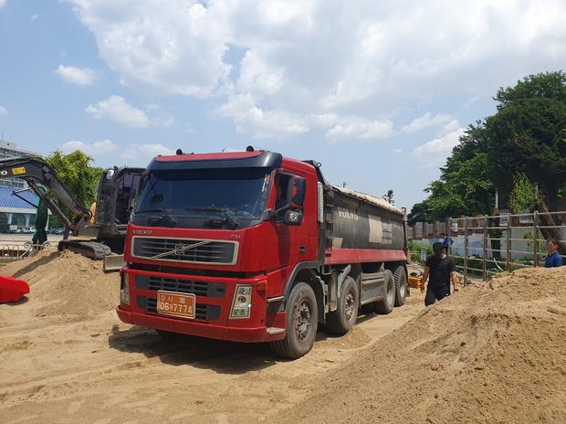 학교 운동장 모래보충! 전문 시공, 안전과 신뢰를 위한 선택!