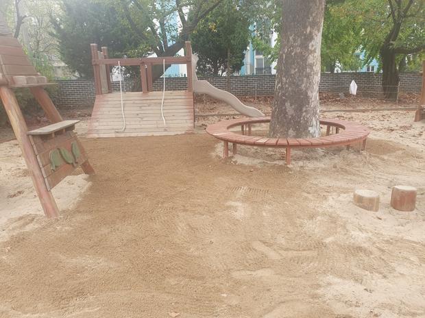 지산면고등학교 운동장 소금살포 ❌ 안전하고 장기적인 유지를 위한 전문가!