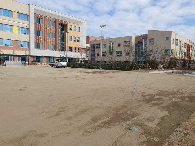 압해읍매화출장소 운동장 모래 보충, 전문 시공으로 안전하고 오랫동안 사용할 수 있게!