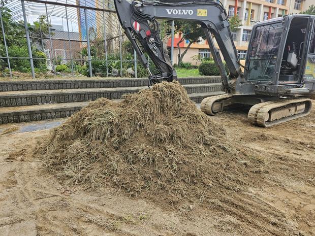 자은면유치원 운동장 모래보충: 안전하고 지속 가능한 놀이터 만들기