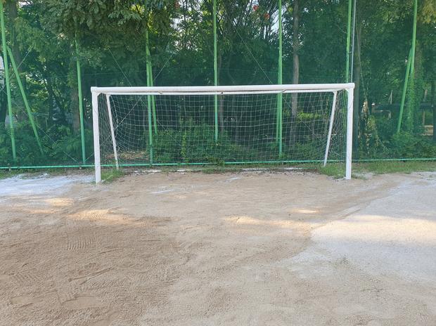 학교 운동장 관리, 안전부터 신뢰까지 전국산업안전으로!