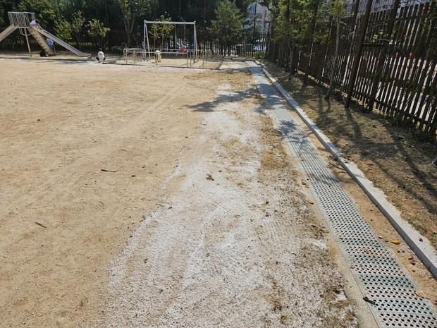 흑산면병설유치원 운동장 안전관리, 전국산업안전으로  최고 수준의 유치원 교육 환경 만... 관련 이미지