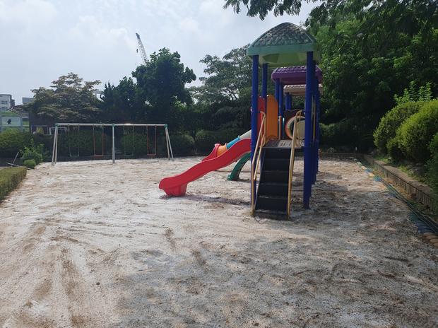 학교 운동장 관리, 안전은 필수! 전국산업안전으로 걱정 끝!