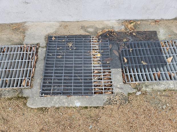 팔금면고등학교 운동장 안전, 전국산업안전으로 최적화!