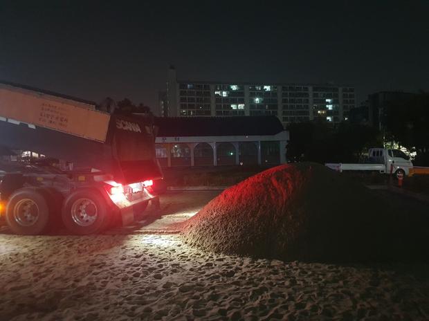 익산 고등학교 운동장 잡초 관리, 전문 시공으로 완벽한 필터! 관련 이미지