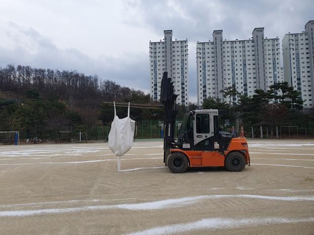광명병설유치원 운동장 그라인딩, 깨끗하고 안전한 놀이터 만들어 줄까? 케이스터디움 관련 이미지