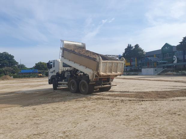 광주고등학교 운동장 잡초 제거! 전문 케이스터디움,  모든 문제 해결! 관련 이미지