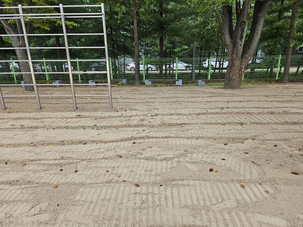 양구중학교 운동장 잔디 제거 전문 케이스터디움,  최첨단 기술로 신뢰와 완벽함! 관련 이미지