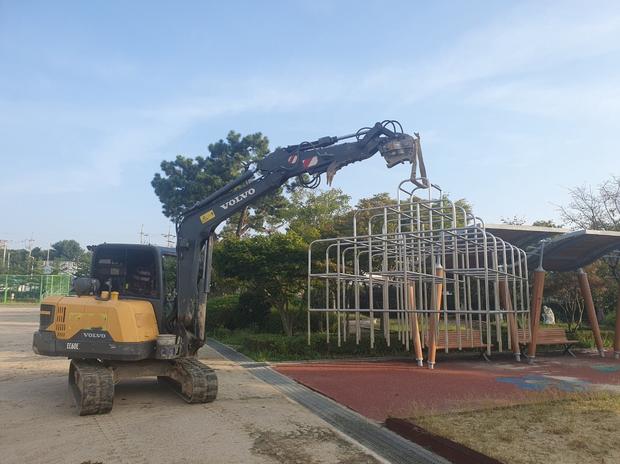 고령중학교 운동장 마사토 충진공사,  전문성으로 탁월한 안정적인 운영 보장 관련 이미지