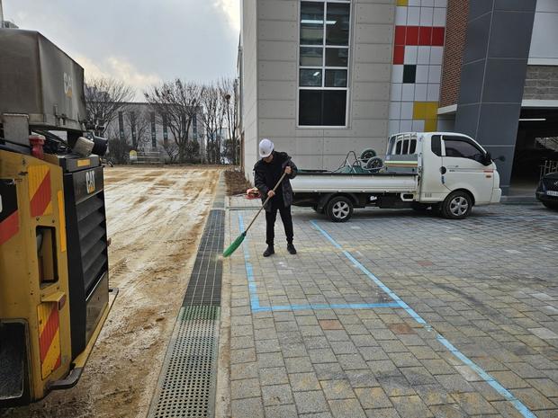 통영초등학교 운동장 제철 작업, 케이스터디움으로 튼튼한 장기를 만듭나! 관련 이미지