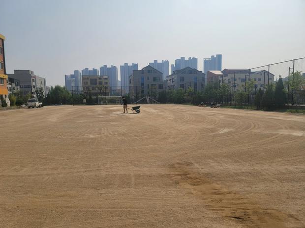 경북 초등학교 운동장 유지보수, 케이스터디움이 맡아! ? 관련 이미지