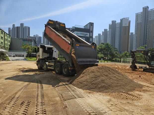 장성어린이집 운동장 renovate: 꼼꼼한 유지보수, 안전하고 신뢰할 수 있는 공간... 관련 이미지