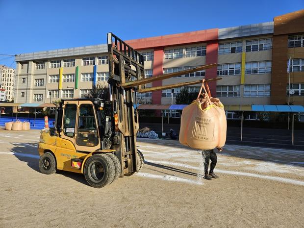 인제고등학교 운동장 재설,  전문 시공으로 혁신적인 운영 시작! 관련 이미지