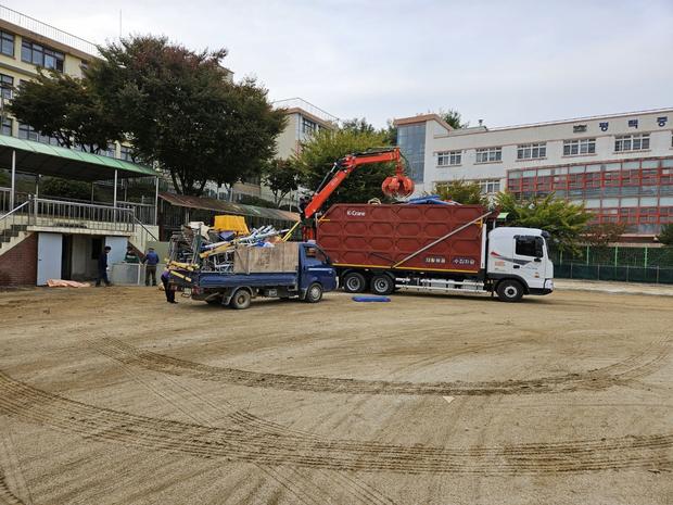 평창고등학교 운동장 평탄화: 전문 케이스터디움,  최신 기술로 혁신적인 시공! 관련 이미지