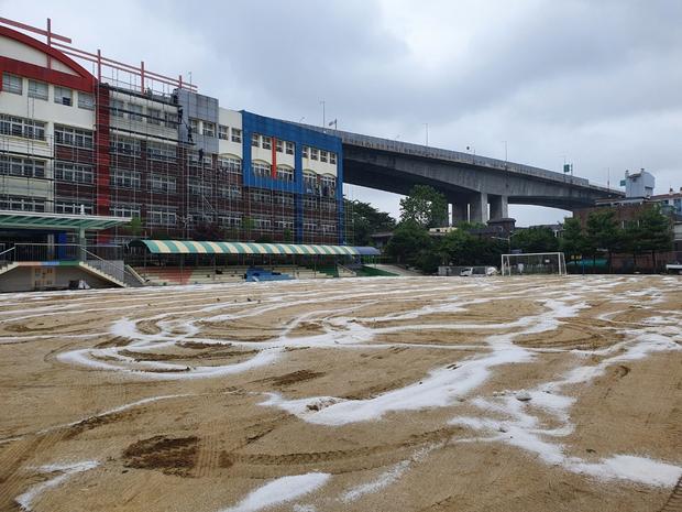 울산고등학교 운동장 유지보수 | 케이스터디움, 믿을 수 있는 전문가!