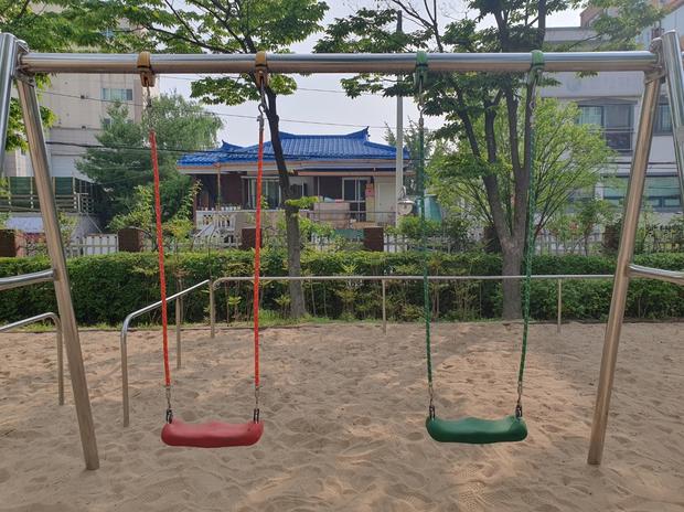 ? 홍천어린이집 놀이터 교체, 케이스터디움으로 안전하고 장르를 만드는 건축! 관련 이미지