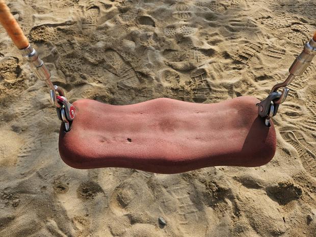 포천초등학교 운동장 그네교체: 1년 만에 완성, 신뢰할 수 있는 전문 시공으로 놀라운...