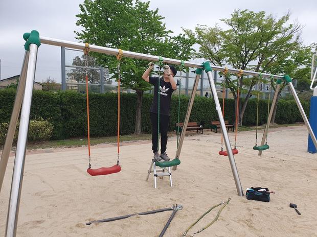 동해병설유치원 운동장 교체, 낡은 장비는 이제 사라질까?  케이스터디움 전문가의 안전...