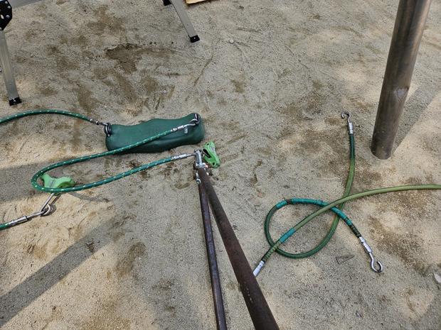 울진초등학교 운동장 그네 교체: 믿음직스러운 전문성,  학교 시설관리 최고 수준!