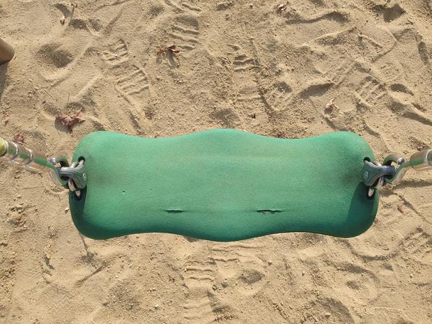 삼척어린이집운동장 그네 교체: 20년 전문 시공으로 깨끗하고 안전한 놀이터 만들기!