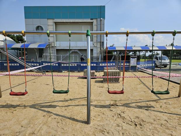 김포병설유치원놀이터 그네 교체 ?️  전문 케이스터디움으로 안정적인 놀이터를 만들어보세요!