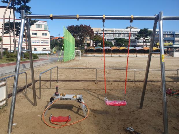 청양초등학교 놀이시설 교체,  전문 케이스터디움으로 풋살도 안전하게!