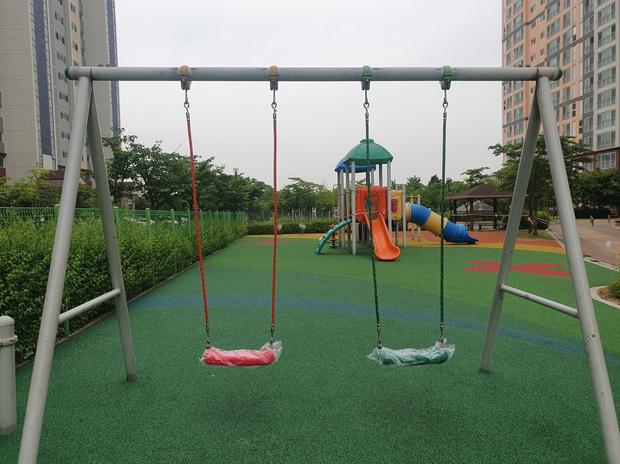 학교 놀이터 교체는 이렇게 해요! ?️ 케이스터디움, 안전성과 장기적인 가치를 담은 ...