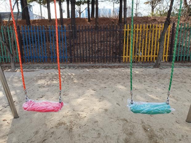 산천병설유치원 운동장,  그네교체로 혁신적 안전과 유지보수!