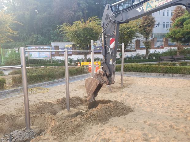 놀이터 마사토 충진, 의성병설유치원 안전 확보! ? 케이스터디움 전문가로 신뢰하세요