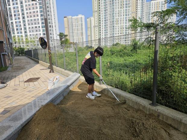 의정부어린이집 놀이터 마사토 충진? 전문 시공으로 안전하고 durable 하게 만들고! 관련 이미지